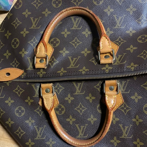 Vintage Louis Vuitton speedy 40. OBO - Picture 3 of 17